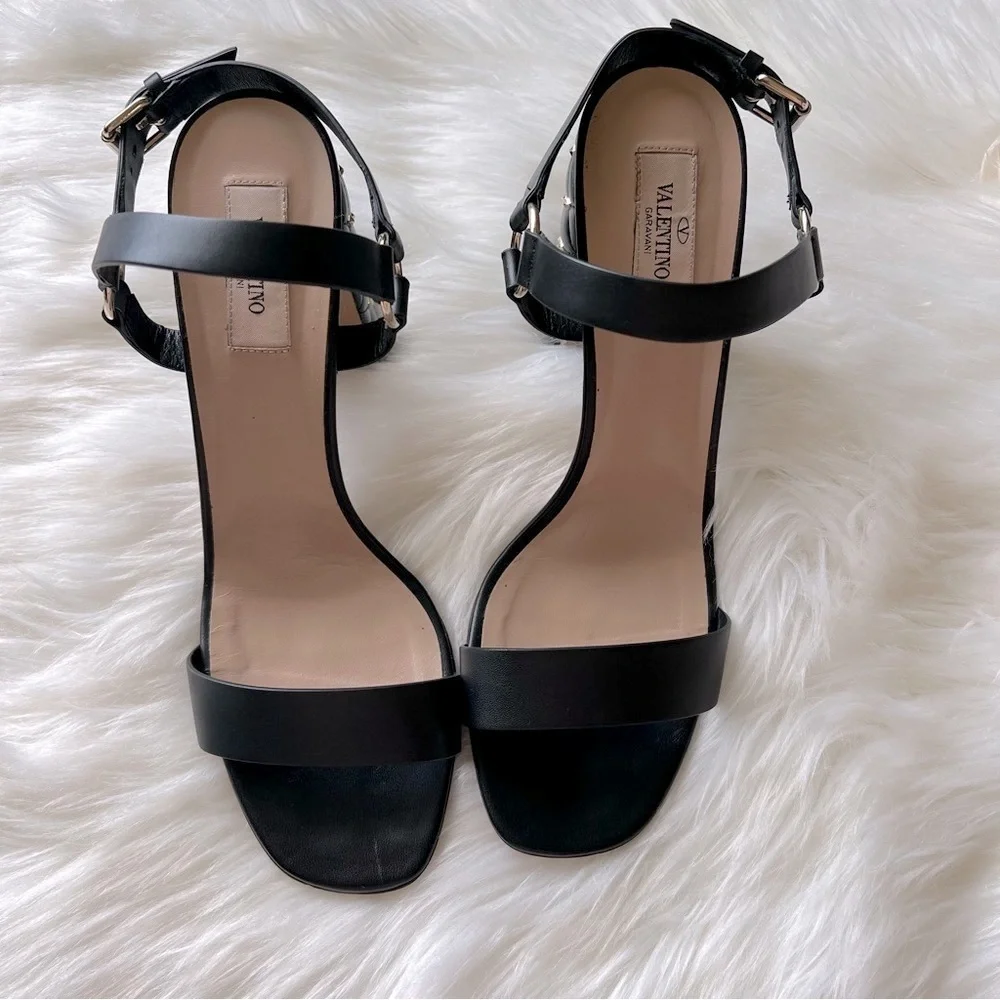 Valentino Garavani Rockstud Quilted City Block Heel Sandal EU 40.5 - Picture 4 of 11